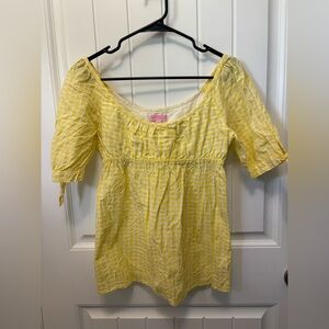 Lilly Pulitzer Amaya Top. Size 0. Sunshine yellow picnic basket gingham.
